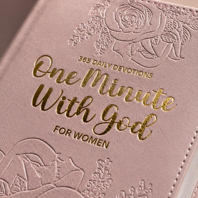 One Minute with God for Women: 365 Daily Devotionals Bible Record Book, Pink Hardcover, Exquisite Embossed Floral Design, Golden Foil Title, Log Book Spiritual Inspiration - Prayer Gift for Mom